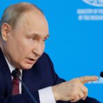 “Вони придурки”: Путін обурився новими санкціями проти Росії