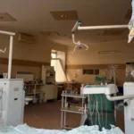 Пологовий у Харкові під ударом “шахедів”: травмовані жінки та немовлята