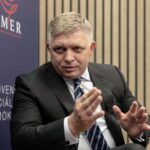 Фіцо назвав умови, за яких Словаччина перестане блокувати санкції проти РФ