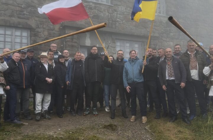 На висоті 2028 м відкрили новий Міжнародний центр колективного користування науковим обладнанням