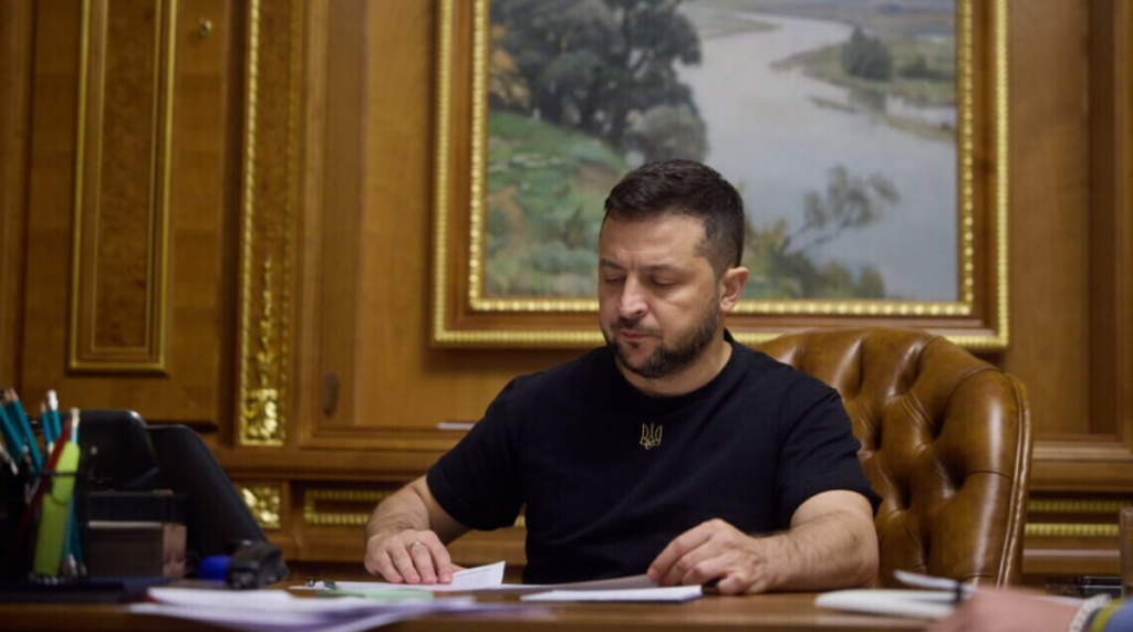 Закон про податок на OLX завис без підпису Зеленського: у Мінфіні назвали причину