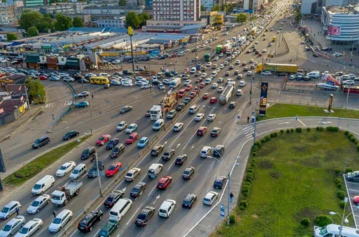 Нових штрафів за перевищення швидкості не буде: Рада провалила голосування