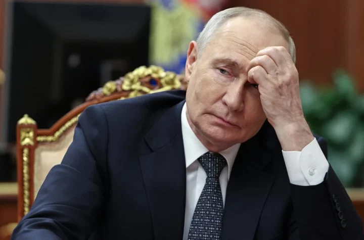 У Єврокомісії підтримали тезу Путіна про корінні причини
