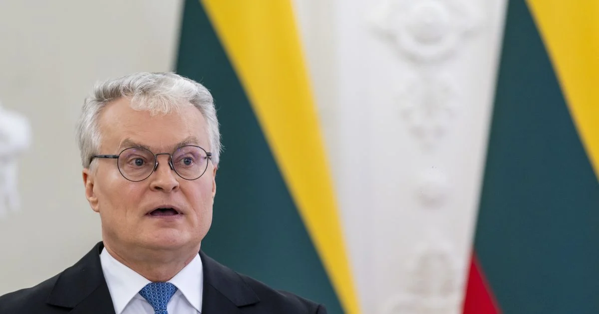 Росія змінює тактику: президент Литви пояснив провокації з дронами в Європі