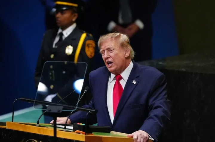 Трамп назвав шокувальні втрати у війні РФ проти України та закликав до угоди