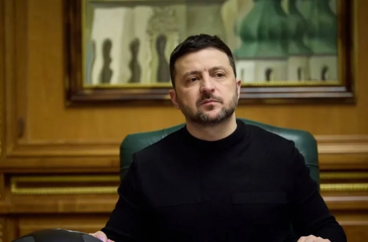 Дрон залітає у вікно і чекає на людей: Зеленський розповів про нову технологію РФ