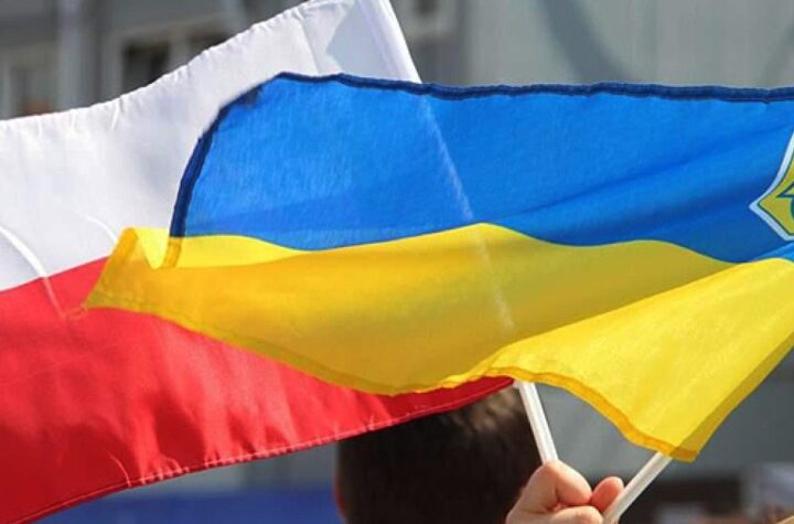 Понад половина українських біженців у Польщі планує повернутися до України