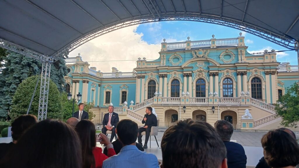 Зеленський: приїзд американської делегації до Києва пов'язаний з тим, що ми давно розраховували на це
