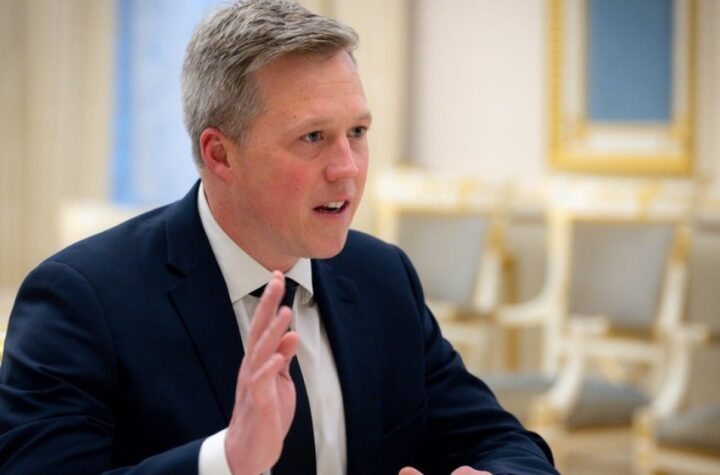 Міністр Сухопутних військ США Дрісколл залишає посаду