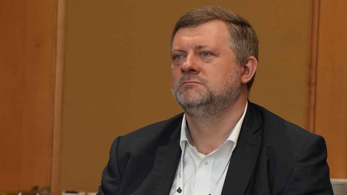 19:46, 13.09.2026 Перший заступник голови Ради закликає уряд не шукати винних, а налагодити діалог із опозицією, зокрема і в коаліції