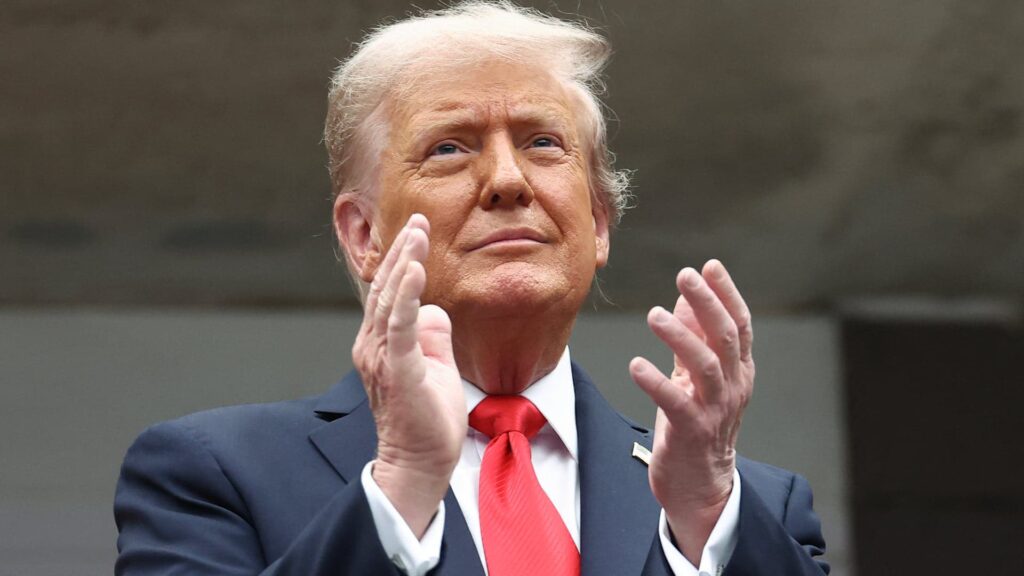 Трамп заявив, що війна в Ірані закінчиться відразу після проміжних виборів