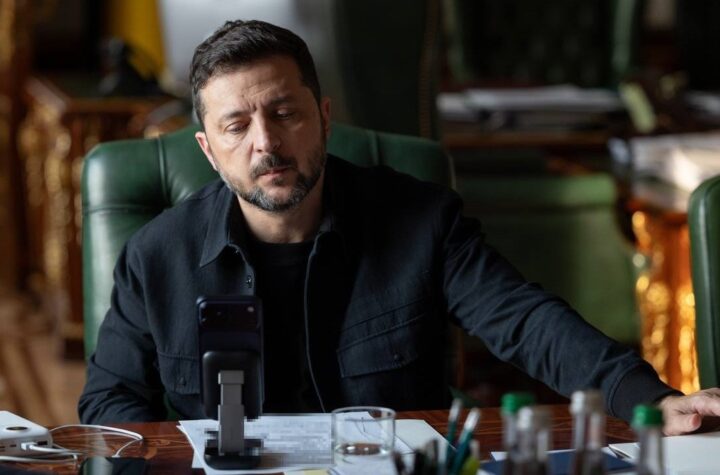 Зеленський і Фон дер Ляєн обговорили проблему з фінансуванням української оборони