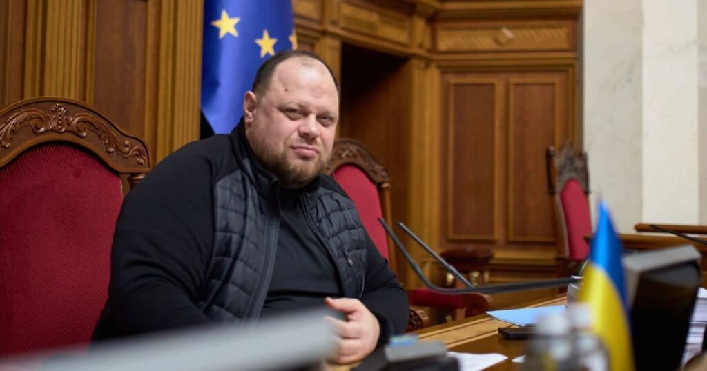 Жодних зарплат по 3–4 мільйони: Стефанчук пропонує зрізати наддоходи чиновників у бюджеті війни на 2027 рік