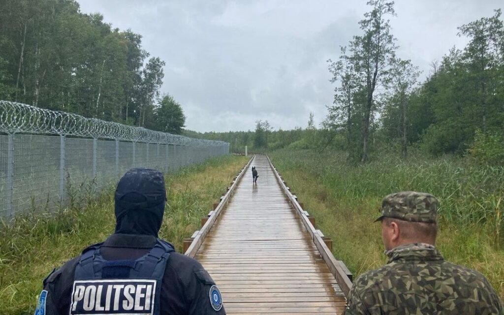 Естонія відправила нову команду для допомоги з охороною кордону Латвії