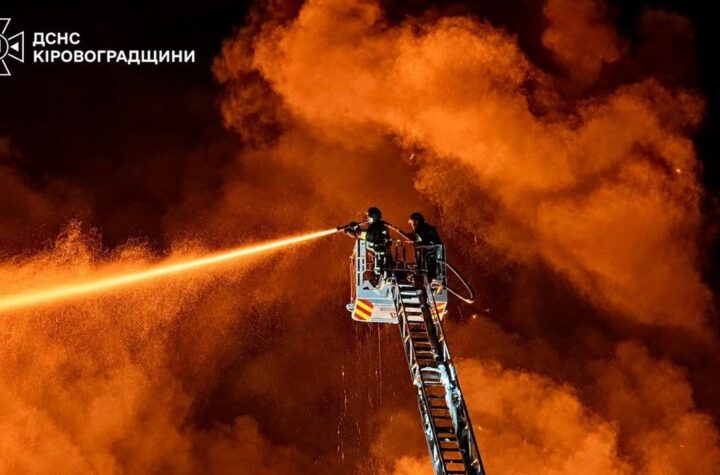 Зеленський: Фактично одразу після чергових переговорів Росія завдала показового удару