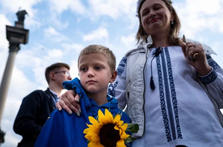 Опитування: 62% українців вважають, що у війні наразі не перемагає жодна зі сторін