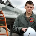 Зеленський посмертно присвоїв Героя України загиблому пілоту МіГ-29 Марату Мамбетову