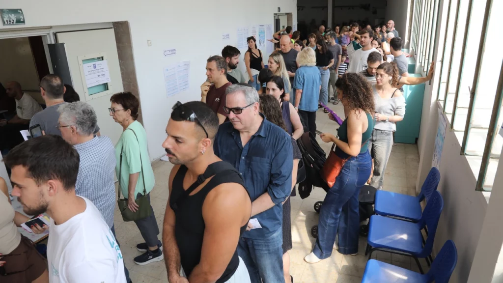 В Ізраїлі зафіксували найвищу явку на виборах за понад 50 років
