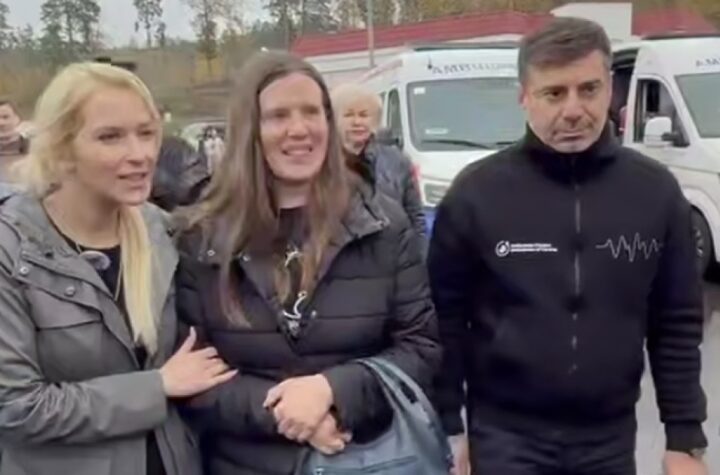 Україна повернула ще сімох цивільних з окупованих територій