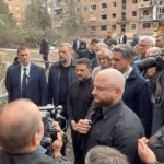 Зеленський пообіцяв нове житло й укриття мешканцям зруйнованого будинку в Прилуках