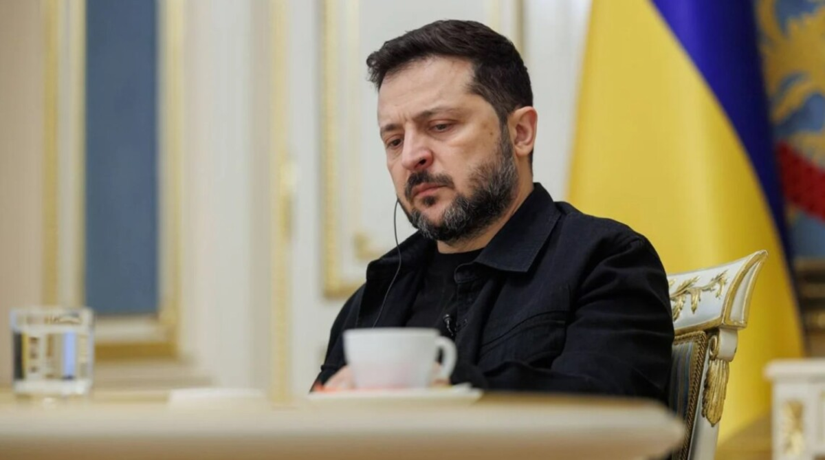 Зеленський назвав, скільки мільйонів українців виїхали за кордон через війну