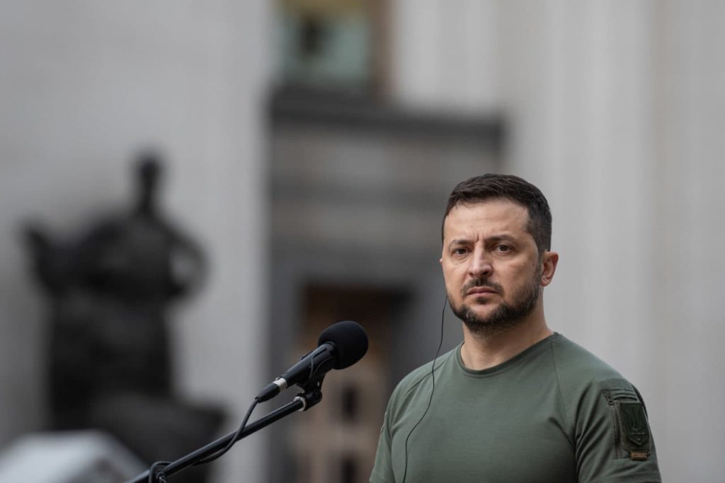 Зеленський про перемогу студентів у Сербії: Це очевидно нова сторінка історії країни
