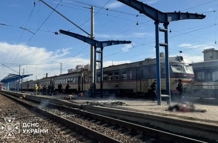 РФ завдає ударів по цивільних на тлі гуманітарної операції в Олешках